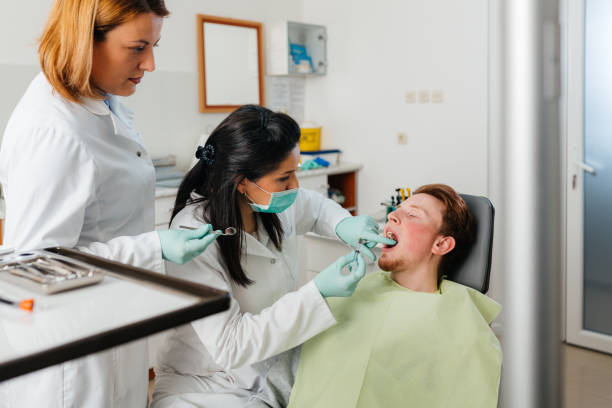 Best Dentist Open Late Near Me  in Long Grove, IA